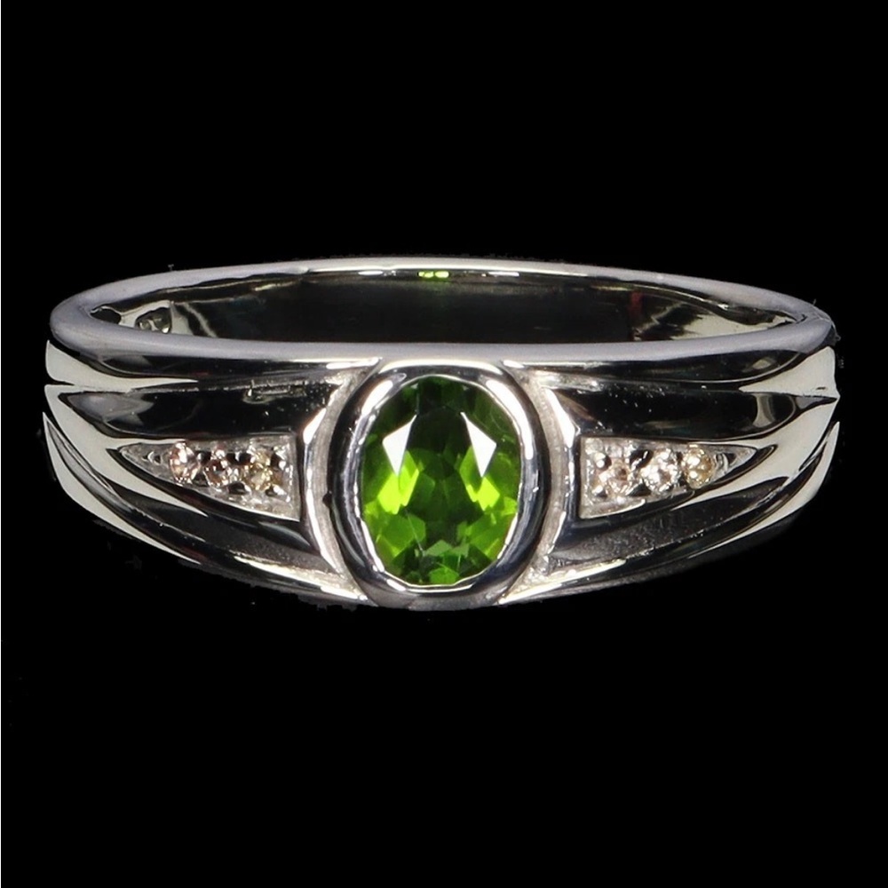 925 Silver Chrome Diopside Sapphire Gemstone Ring. Size 9